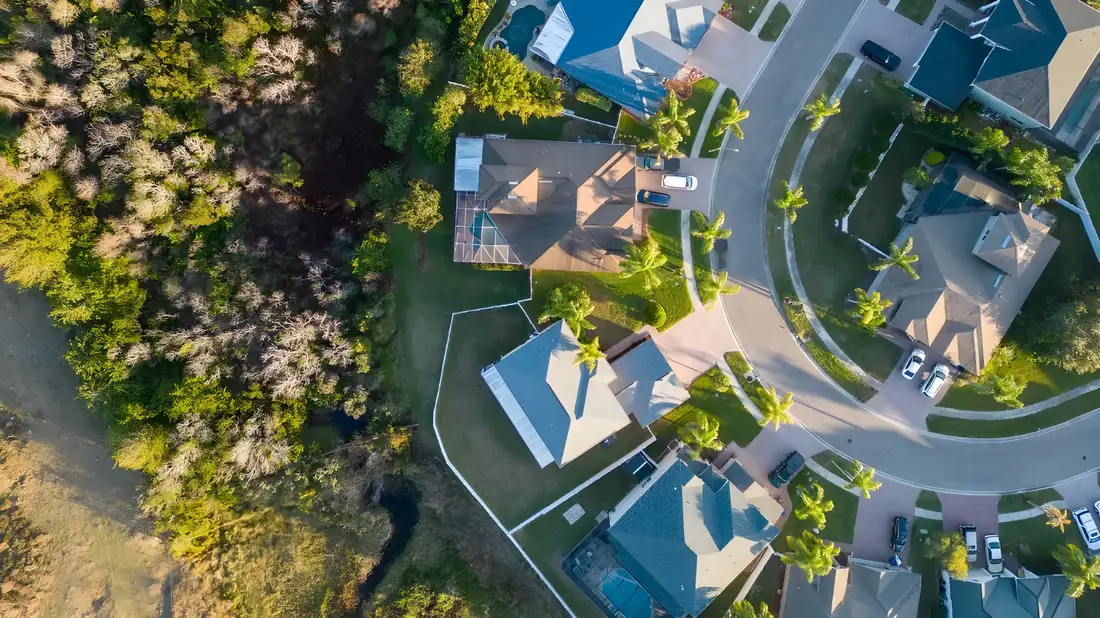 Custom concrete driveway for central Florida home